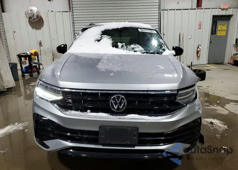 2023 Volkswagen Tiguan Se R-Line Black z USA, uszkodzony, nr VIN 3VV8B7AX7PM107380